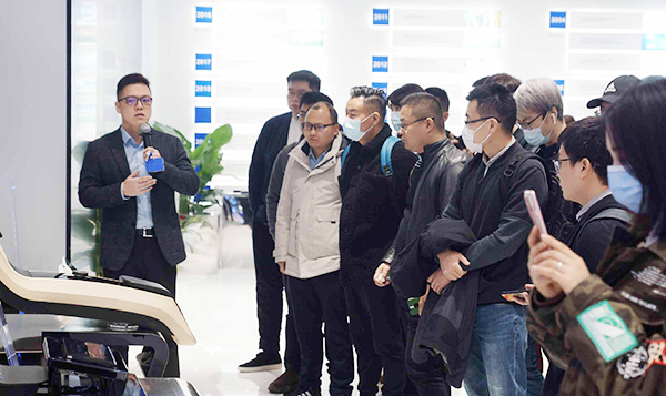 展厅旅行 官网使用.jpg